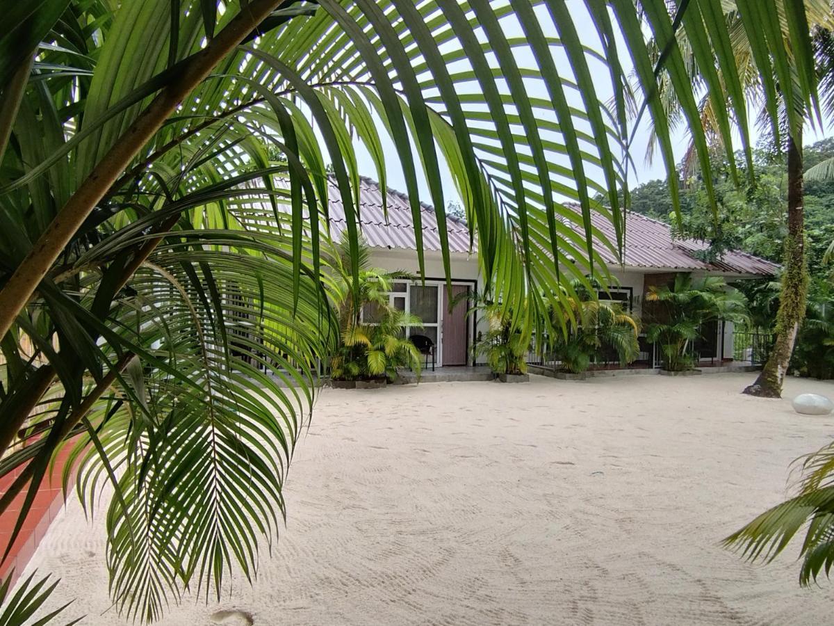 White Sand Ark Resort Sok San Village Bagian luar foto